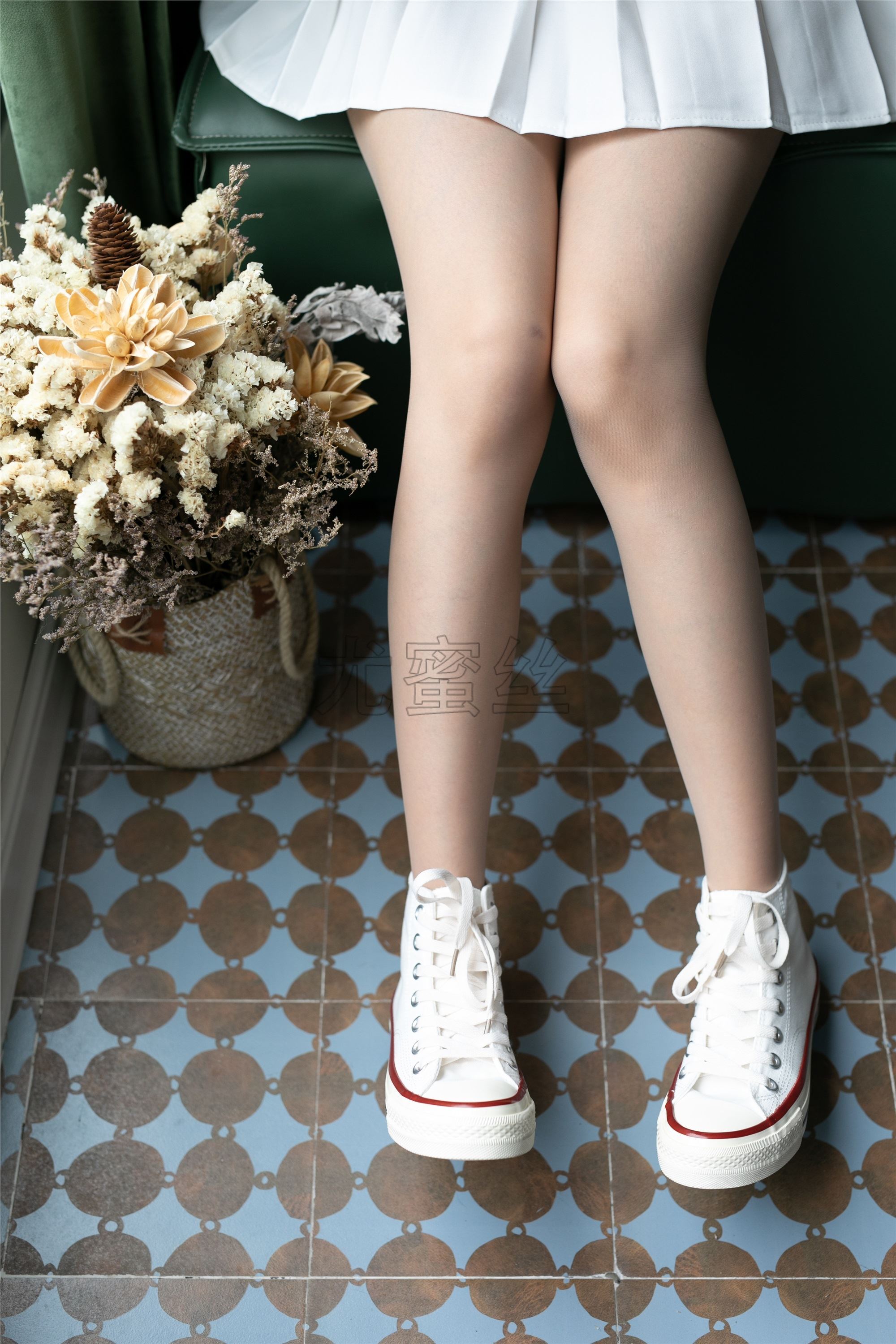 尤蜜丝 穿搭写真 NO.037